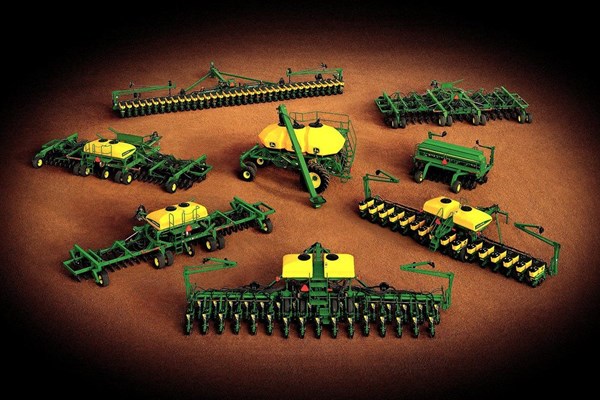 1795 24 Row 20 Planter