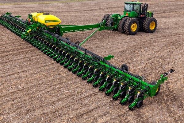 DB88 48 Row 22 Planter