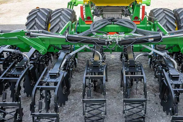 ST18 Drawn Strip-Till Solution