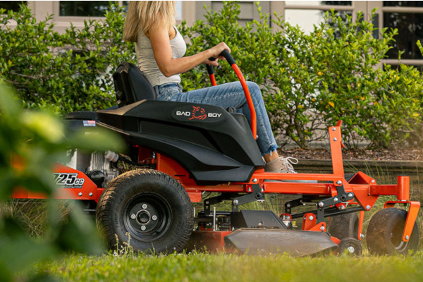 Bad Boy Mowers | Residential Zero-Turn Mowers | MZ Magnum for sale at King Ranch Ag & Turf