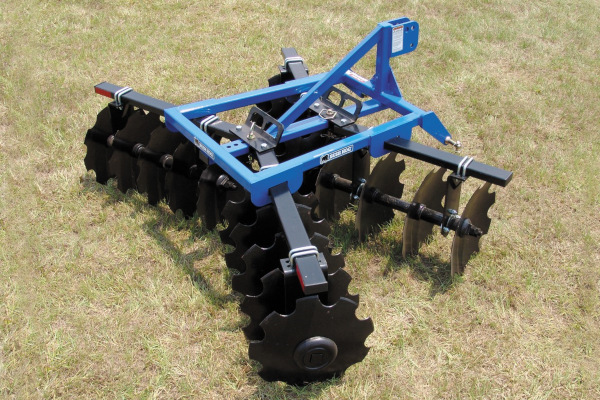 Bush Hog | 1D Series Lift Disc Harrows | Model 1D60 for sale at King Ranch Ag & Turf