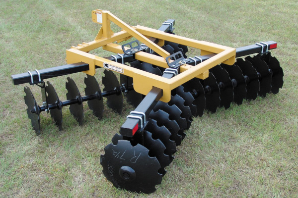 Bush Hog | Harrows | 3D Series Lift Disc Harrow for sale at King Ranch Ag & Turf