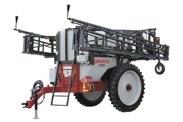 Demco | Field Sprayers | Model 1050 & 1250 Gallon Big Wheel for sale at King Ranch Ag & Turf