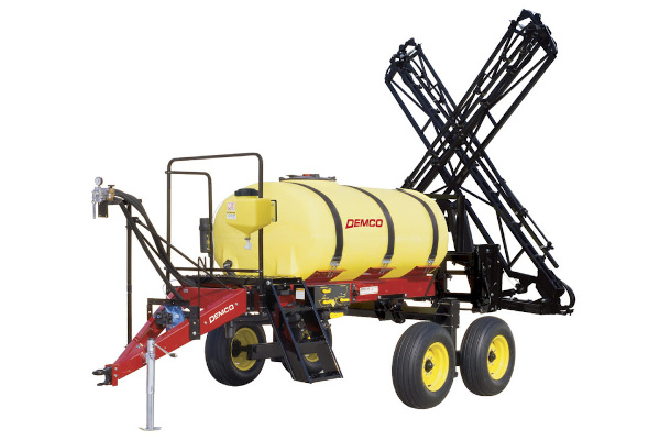 Demco | Field Sprayers | Model 500 Gallon Tandem Axle for sale at King Ranch Ag & Turf