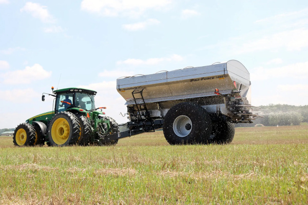 Unverferth | Pro-Force Dry Fertilizer Spreader | Model 1650 for sale at King Ranch Ag & Turf