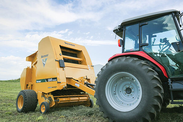 Vermeer 504R Premium Baler for sale at King Ranch Ag & Turf