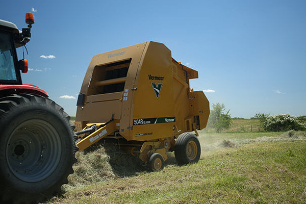 Vermeer 504R Classic Baler for sale at King Ranch Ag & Turf