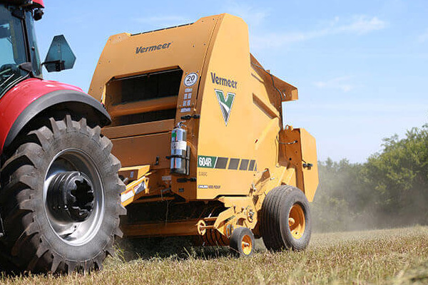 Vermeer 604R Classic Baler for sale at King Ranch Ag & Turf