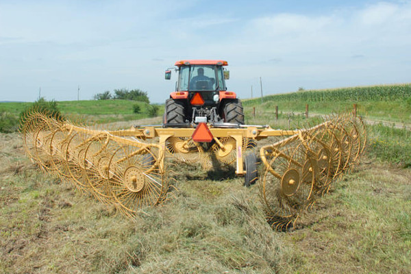 Vermeer VR1224 Carted Wheel Rake for sale at King Ranch Ag & Turf