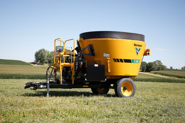 Vermeer | Agriculture | Vertical Mixers for sale at King Ranch Ag & Turf
